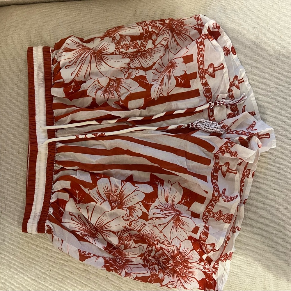 Floral Red and White Women's Shorts